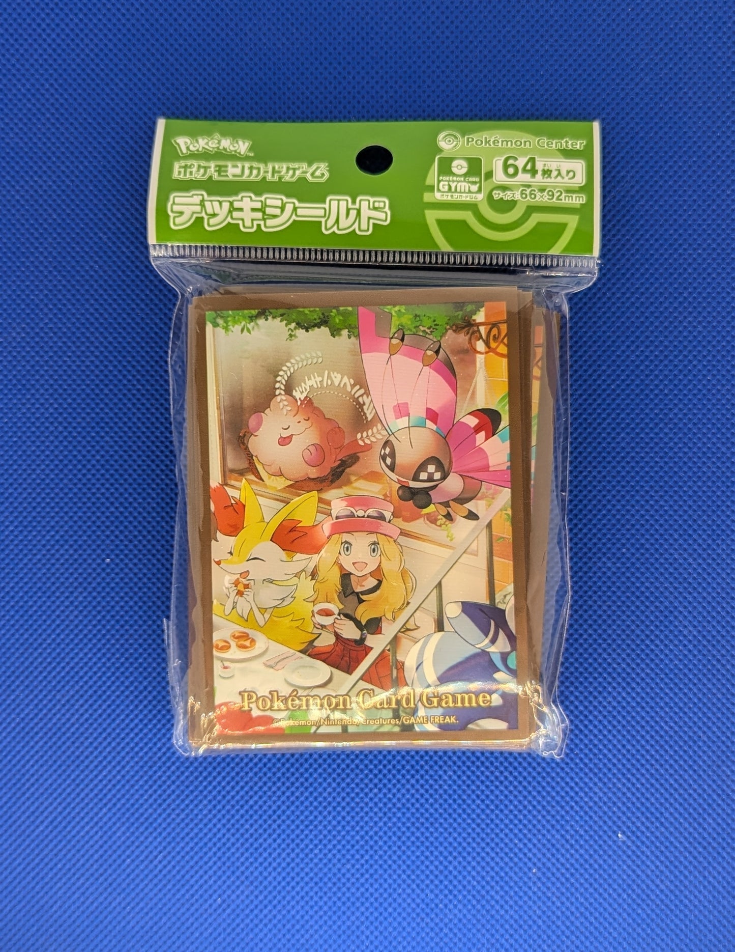 Pokemon: Braixen Vivillon Serena Sleeves